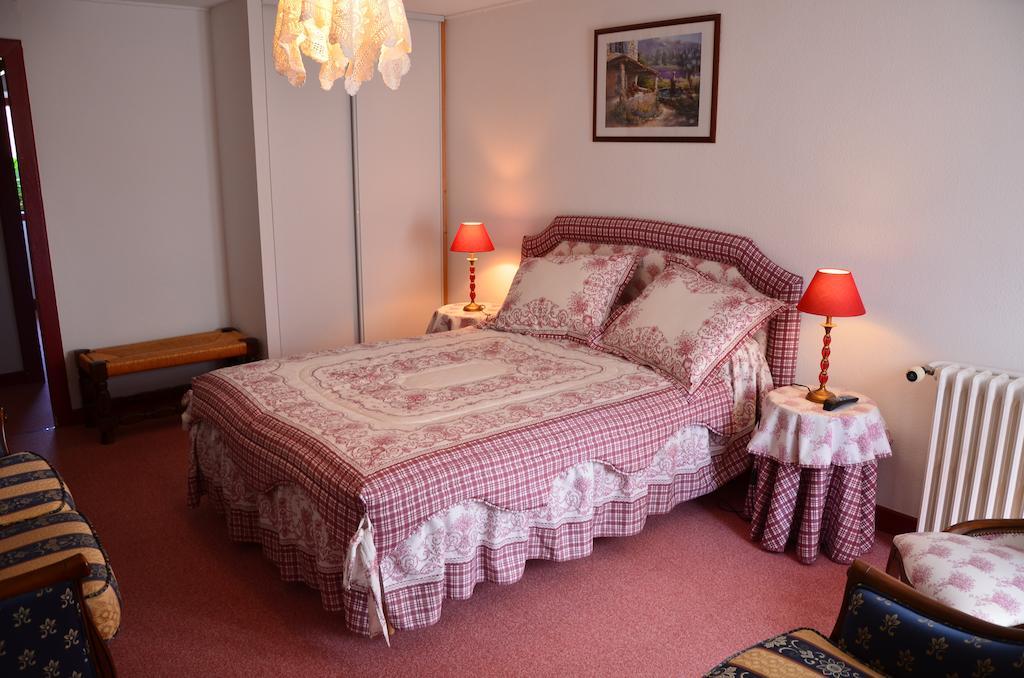 Auberge Bourbonnaise Lurcy-Lévis Zimmer foto