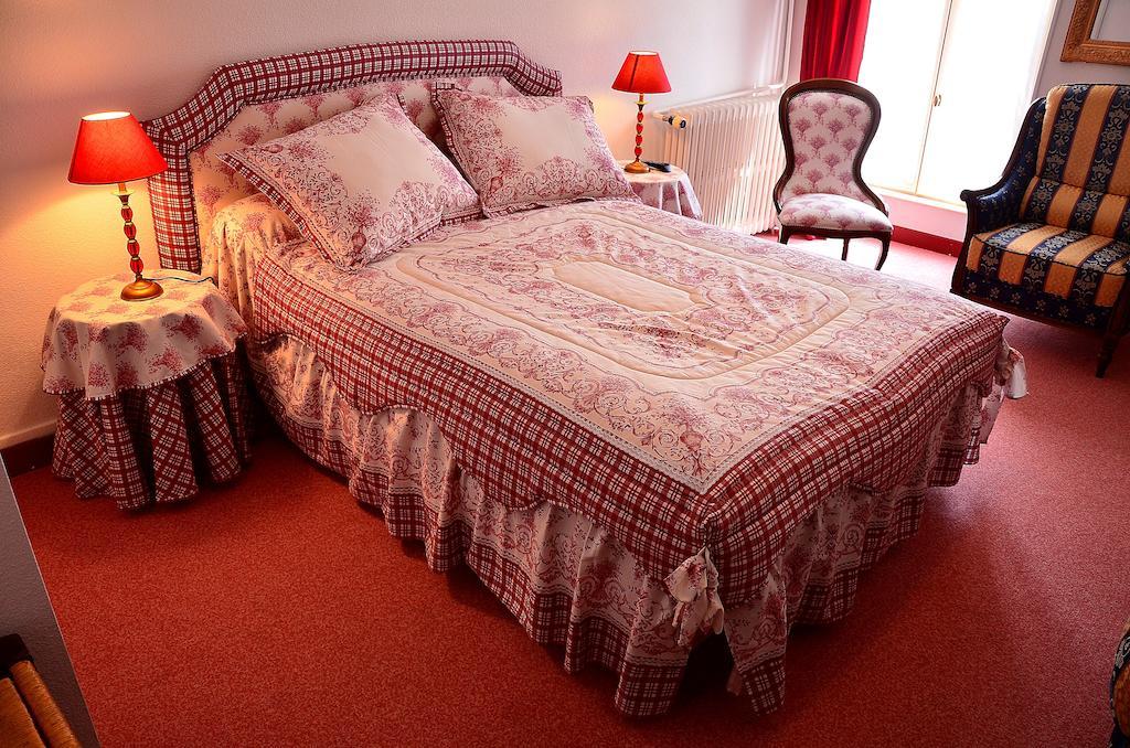 Auberge Bourbonnaise Lurcy-Lévis Zimmer foto